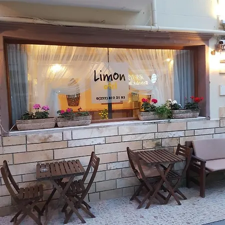 Limon Hotel *